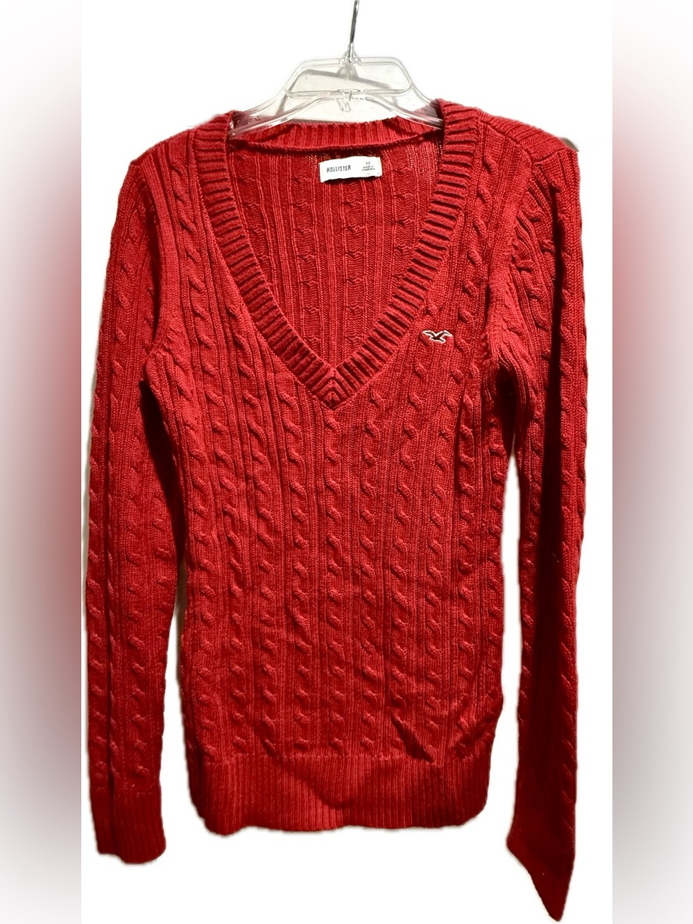 Hollister red stretch cable knit cotton blend v neck sweater XS